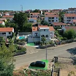 Ivezic 4* Njivice