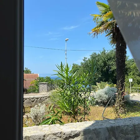 Ivezic Πανσιόν Njivice